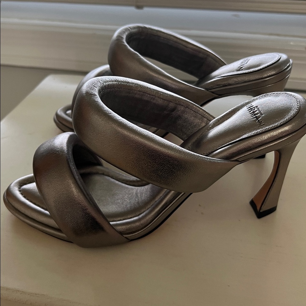 Alexandre Birman Lilla Silver Metallic Leather Mule Sandals